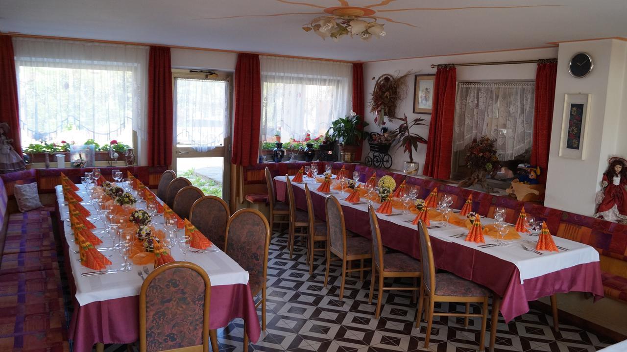 Hotel Roen Ruffre-Mendola Exteriér fotografie